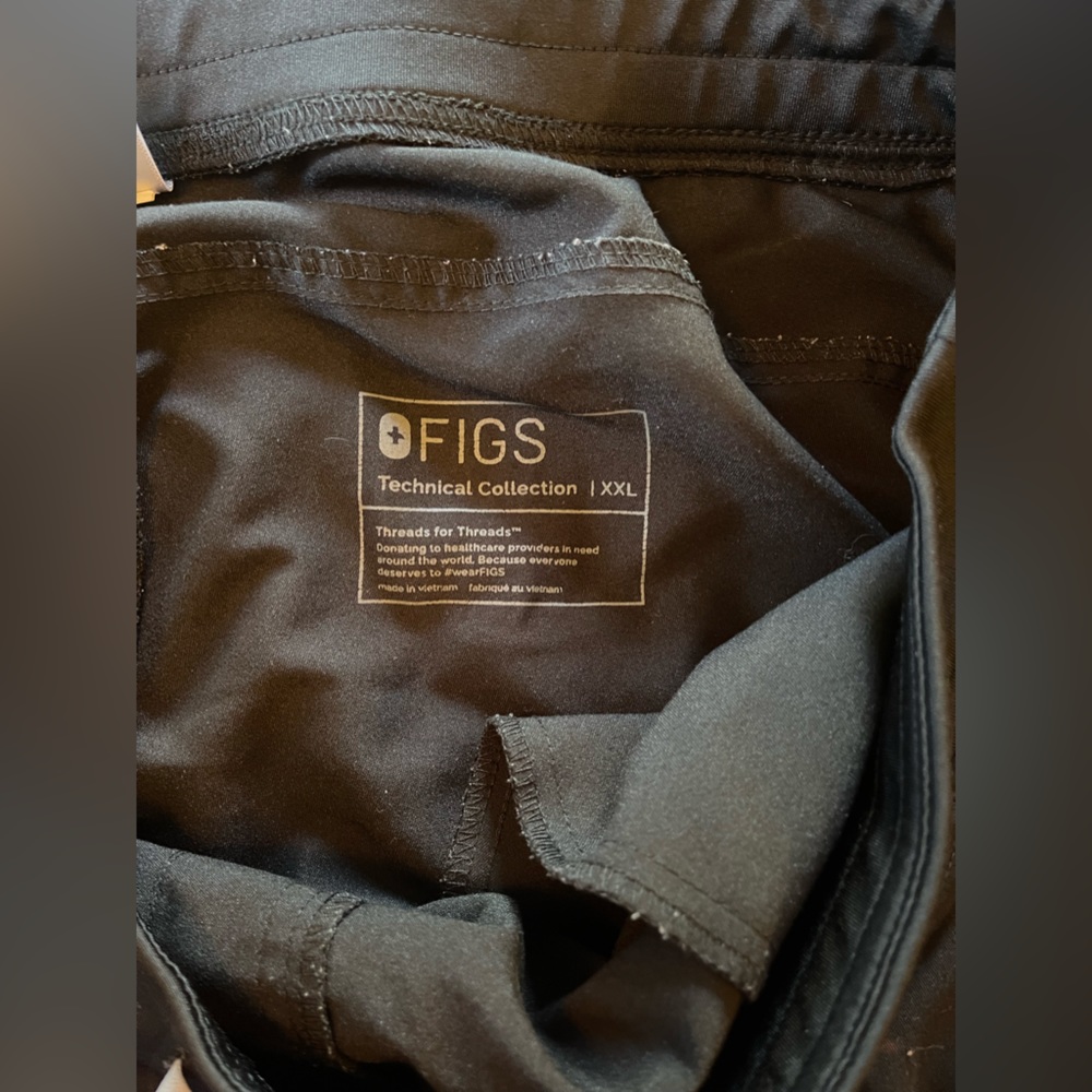 Figs black scrub bottoms